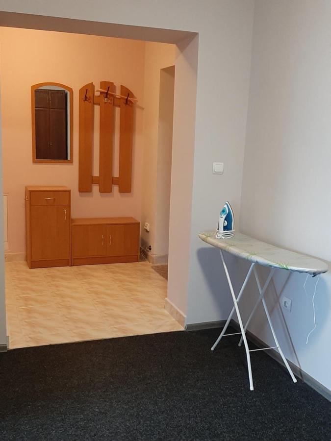Apartment On Lermontova 35A ムカチェヴォ エクステリア 写真