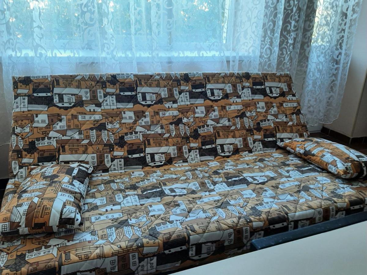 Apartment On Lermontova 35A ムカチェヴォ エクステリア 写真