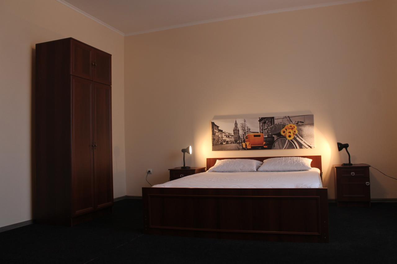 Apartment On Lermontova 35A ムカチェヴォ エクステリア 写真