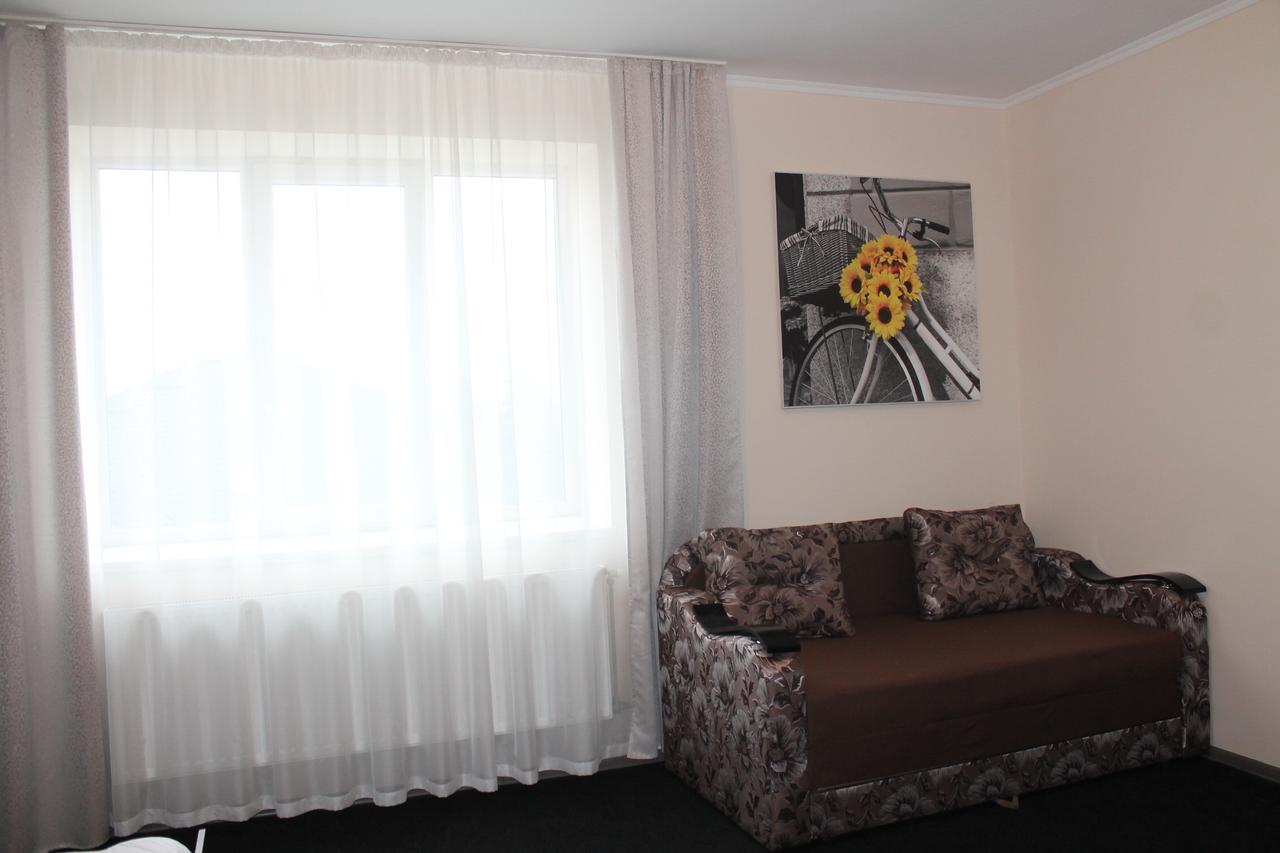 Apartment On Lermontova 35A ムカチェヴォ エクステリア 写真